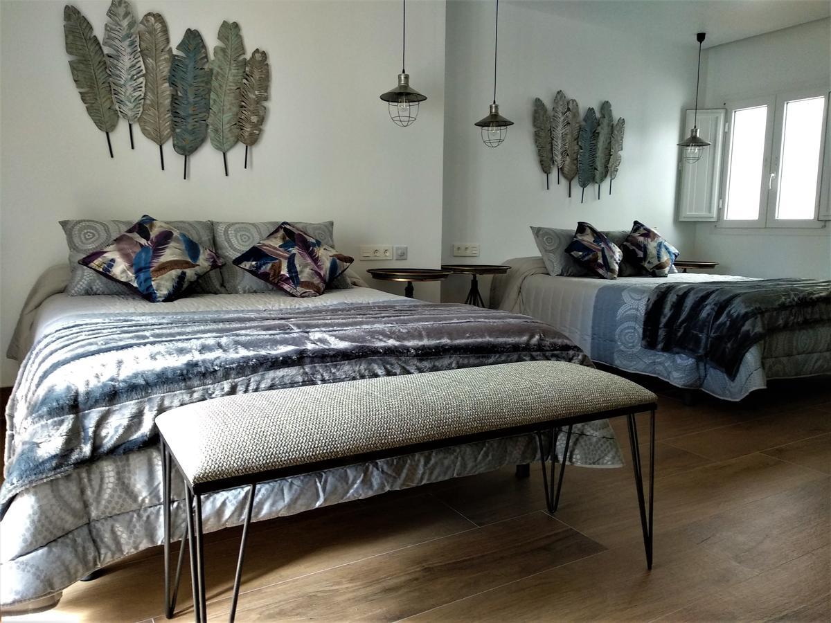 Quadruple Room,633083235:JPEG